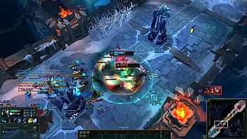 Aatrox Flipa Al Ser Cojido Por Un Morde thumbnail