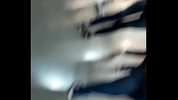 Pendeja nalgona en la calle