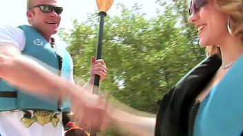 Xxx amateur fuck couple