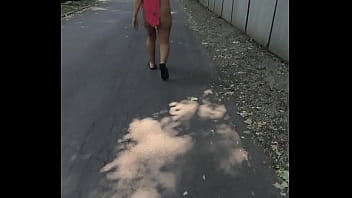 Ariela rider public flashing transparent dres