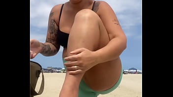 O novinho nem me comeu e ja quer trazer um amigo pra me comer junto com ele