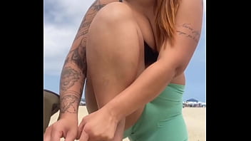 O novinho nem me comeu e ja quer trazer um amigo pra me comer junto com ele