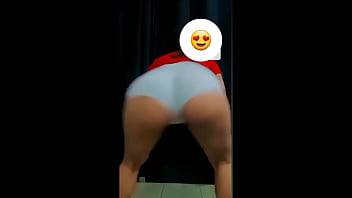 Mete tudo na minha bunda com vontade