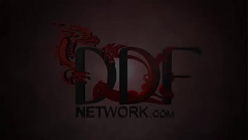 A booty lovers' welcome