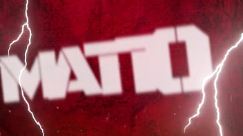 Esposinha arrombada por dois sarados e o corninho entra na foda