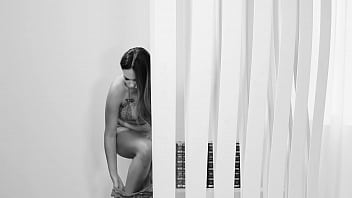 Slutty teenage model irina cage opens her legs for stud painter gp2220