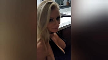 Cheating wife removes condom from stranger and gets creampied Cheating wife removes condom from stranger and gets creampied