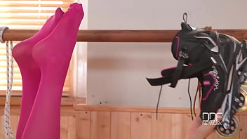 Tasty leggy teen time