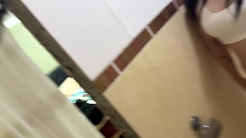 My stepcousin's slutty bitch gives me good service in the shower when our parents are not at home