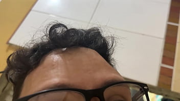 My stepcousin's slutty bitch gives me good service in the shower when our parents are not at home