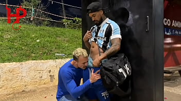 Video 203 macho guy will do anything for money he fucked my ass until he filled me with cum in the middle of the avenue