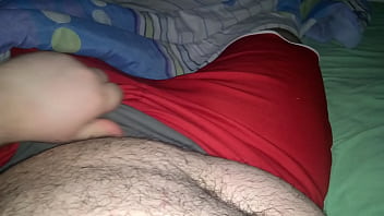 Louco Pra Gozar Antes De Dormir Queria Uma Putinha Bem Gostosa Pra Me Chupar thumbnail