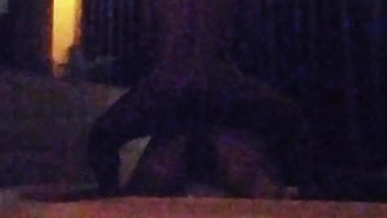 Enquanto isto no escurinho completo no red