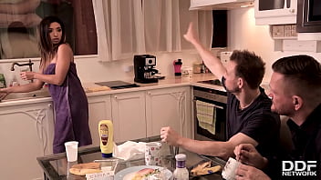 Dp threesome with frida sante