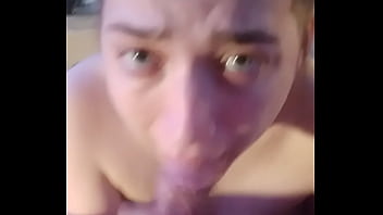 Cought her got her to suck my dick