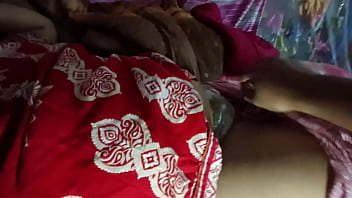 Indian housewife enjoy her sexy butt grab by lover