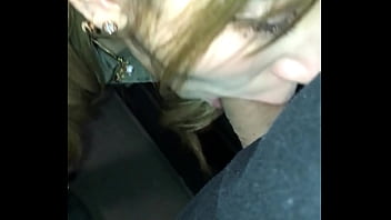 Japanese girl outdoors bj