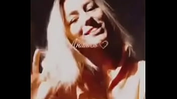 Beautiful girl ducks