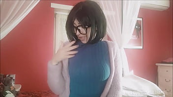 Chantal squirt with her new sex toy