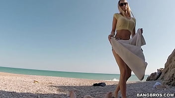 At the beach for that pussy