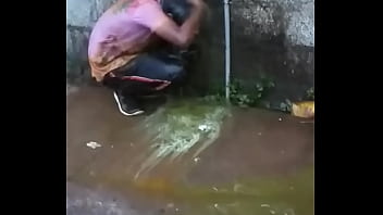Hot mallu bathing sneaking Hot mallu bathing sneaking