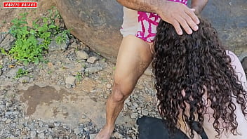 Ja e a segunda vez que a minha esposa sai pra passear com o amigo gordinho