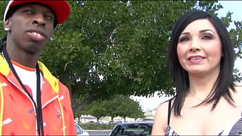 Velvet licx was ready for some hardcore aciton and she knew she was going to get plenty of