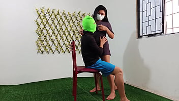 Teaching my stepson how to fuck with his stepmother