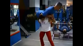 World's strongest woman aneta florczyk lifting a man