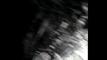 Bruna silva hotwife no clássico dando no pelo e recebendo porra na buceta dentro do carro corno filmando