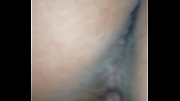 Bruna silva hotwife no clássico dando no pelo e recebendo porra na buceta dentro do carro corno filmando