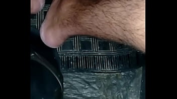 Bruna silva hotwife no clássico dando no pelo e recebendo porra na buceta dentro do carro corno filmando