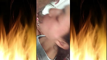 Chupando o vizinho com vontade