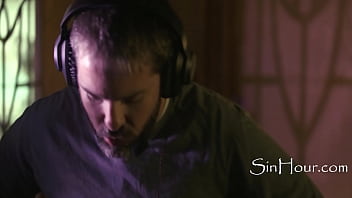 She teams up with her catfishing friend for the money