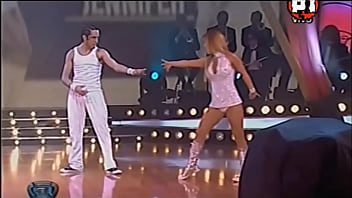 Hot celeb dances on tv with her lovely butt on display