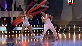 Hot celeb dances on tv with her lovely butt on display