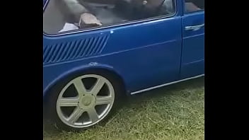 Brasilia fudendo gostoso a grama