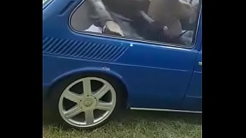 Brasilia fudendo gostoso a grama