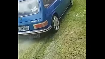 Brasilia fudendo gostoso a grama