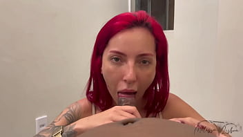 Rapidinho minha madrasta vem me chupar e deixa eu meter nesse rabo gostoso antes que alguém chegue aqui em casa