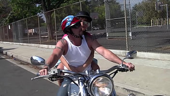 Elizabeth bentley is eighteen and wants to fuck 18 girl