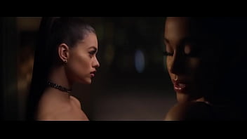 Arianagtandebreakyourgirlfriendimboring