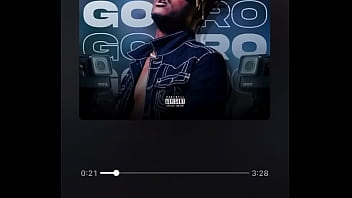 Two girls finger to unreleased juice wrld