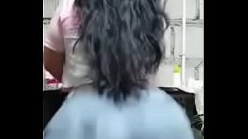 Video para el moviendo las nalgas