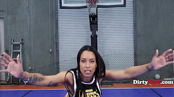 Ebony fit milf freaky on a bbc