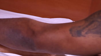 Wanna see me give an awsome footjob with my pretty feet