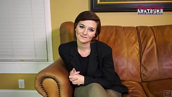 Short hair kylie definitely sucks dicks like a fucking profesional