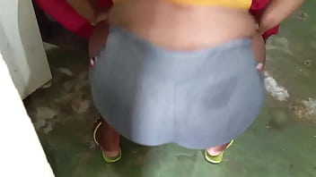 Milf gozando nas calças