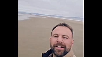 Having a few days away with blokewelshxxx1 and the dogs we had a break in weather and got ourselves down the beach absol