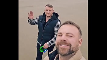 Having a few days away with blokewelshxxx1 and the dogs we had a break in weather and got ourselves down the beach absol